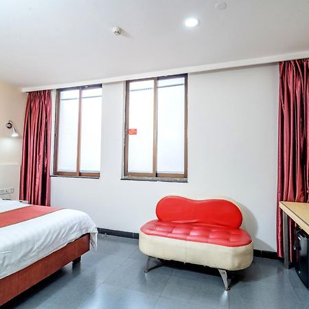 Ln Whitehouse Hotel Canton Extérieur photo