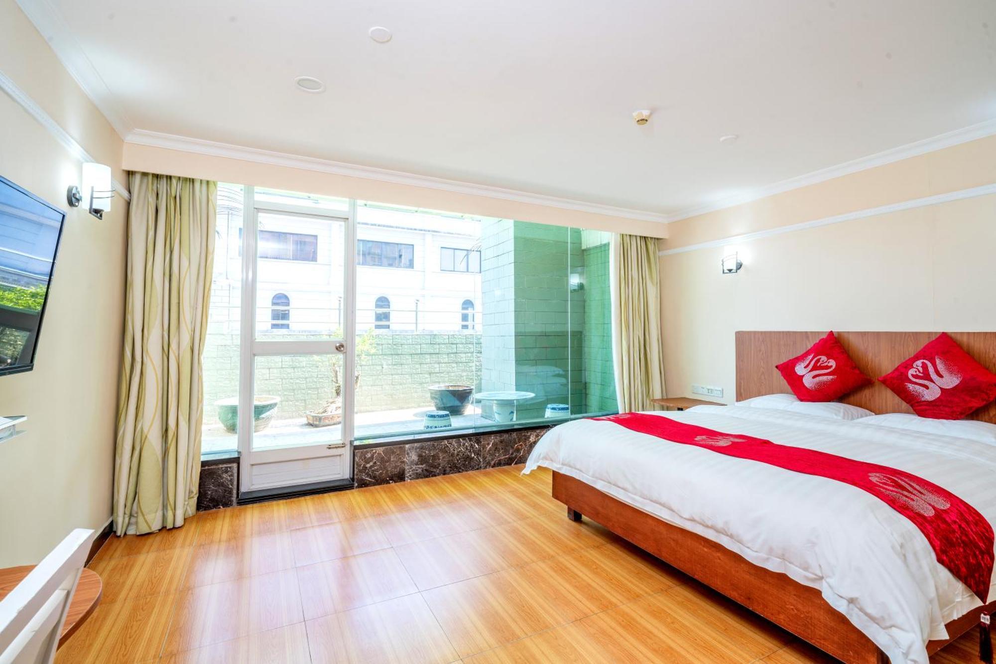 Ln Whitehouse Hotel Canton Extérieur photo