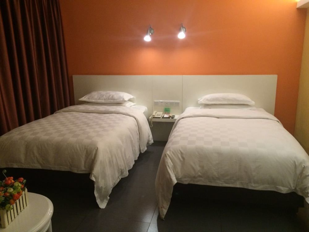 Ln Whitehouse Hotel Canton Extérieur photo