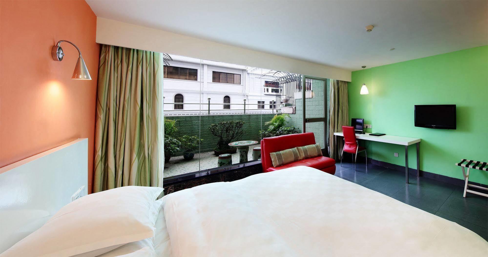 Ln Whitehouse Hotel Canton Extérieur photo